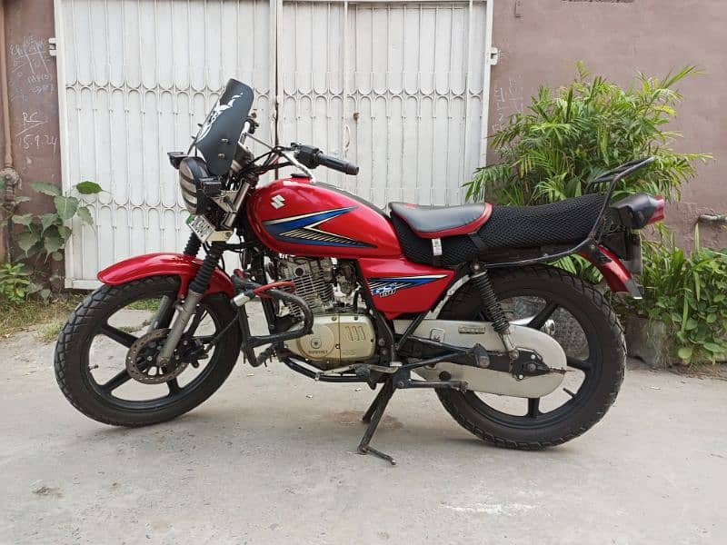 Suzuki GS 150 for Sale – Well-Maintained, Great Performance! 2