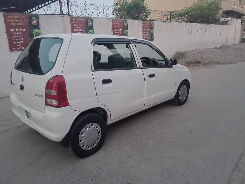 Suzuki Alto 2011 11