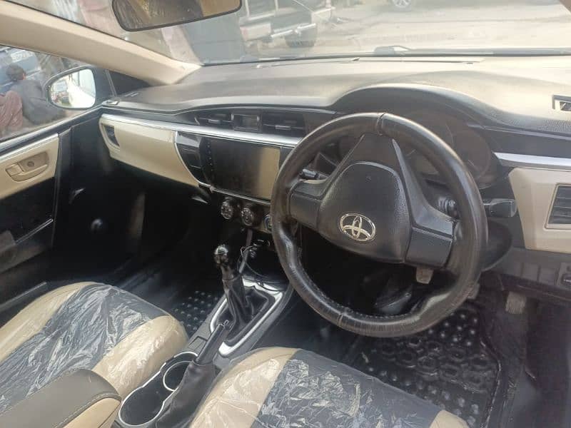 Toyota Corolla XLI 2016 3