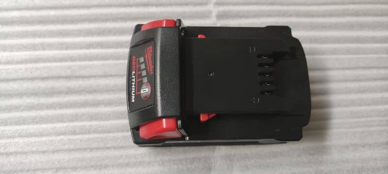 milwaukee m18 battery 4