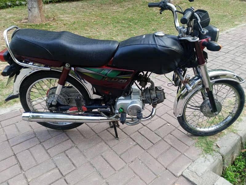 HONDA CD 70 2021/22 MODEL BEST CONDITION URGENTLY OFFERS 1