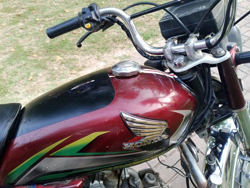 HONDA CD 70 2021/22 MODEL BEST CONDITION URGENTLY OFFERS 3