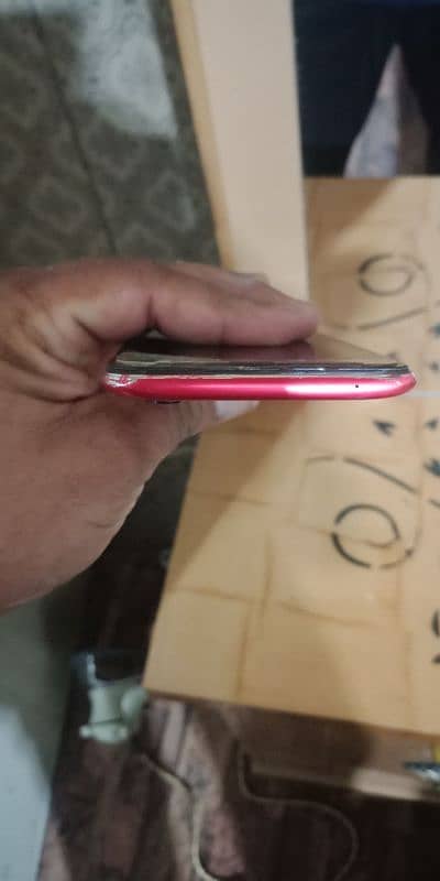 oppo f5 6/64 on moble jis bhai ko board chahye wo bee mil jaiga 4