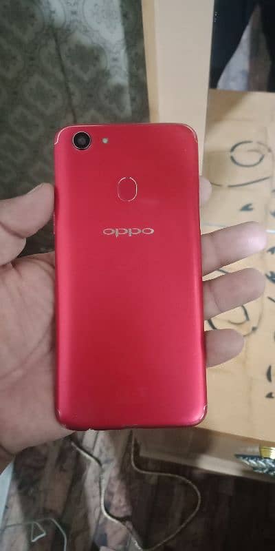 oppo f5 6/64 on moble jis bhai ko board chahye wo bee mil jaiga 11