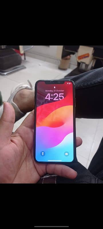 I phone xs 256 gb non pta condition 10 10 1