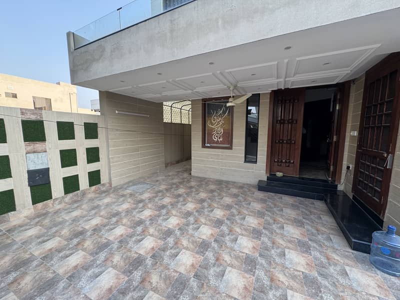 10 Marla Upper Portion For Rent Lower Locked in Tulip Block Bahria Town 6