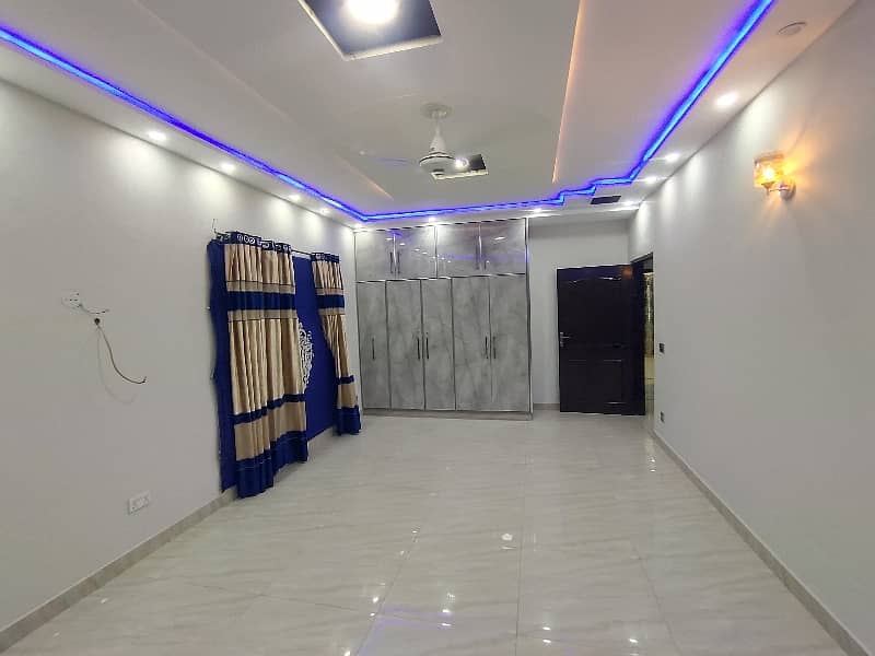 8 Marla Used House For Sale In Umar Block Bahria Town Lahore Lahore 10