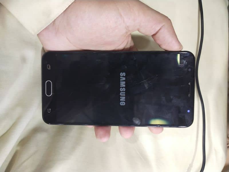 Samsung Galaxy J7 prime 5