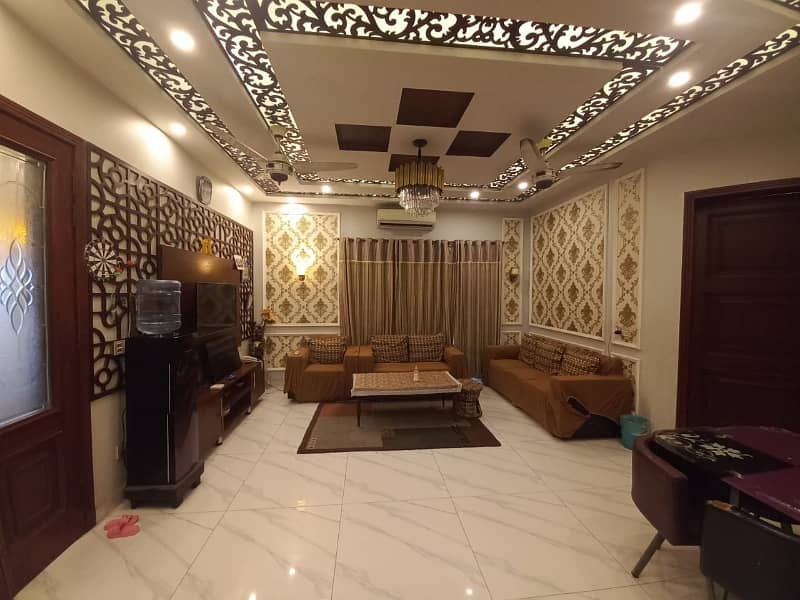 10 Marla 5 Bedrooms Used House For Sale In Overseas B Block Bahria Town Lahore 6