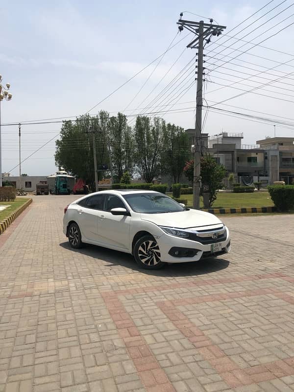 Honda Civic Oriel 2018 3