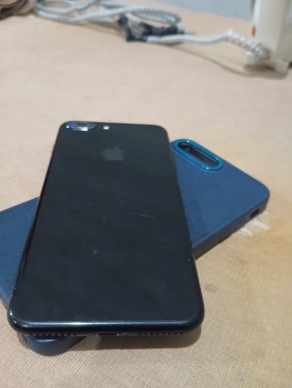 I phone 7 plus pta 128 gb 0325/99/12/636/ 3