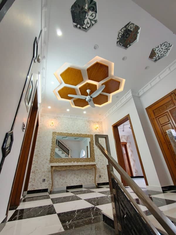 5 Marla Luxury Spanish Victorian Low Price Investor Rate House For Sale In Bahria Town Lahore, Sector E 1