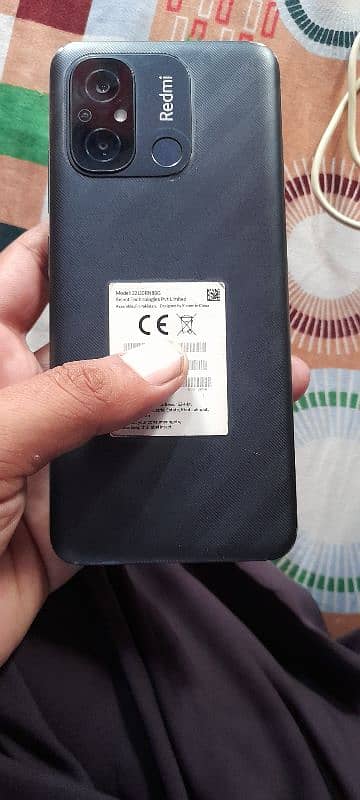 Redmi 12c 4/128 full box condition 10/9.5 fimly use ma h 10