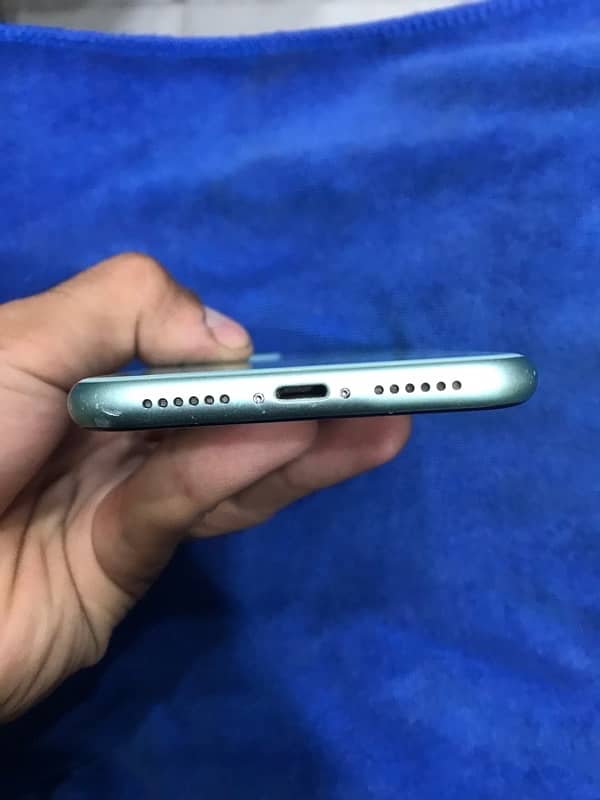 iphone 11 64gb fu non pta 4