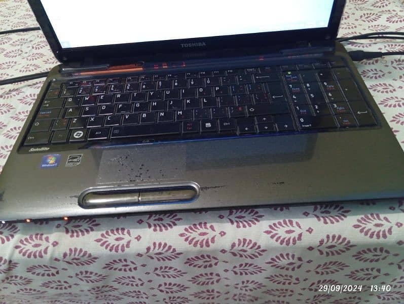 TOSHIBA core i 5 2nd Gen 3