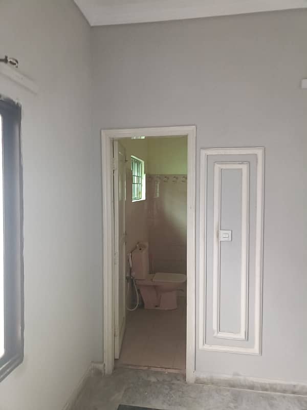 F10/3 Beautiful House Upper Portion Of Rent 6