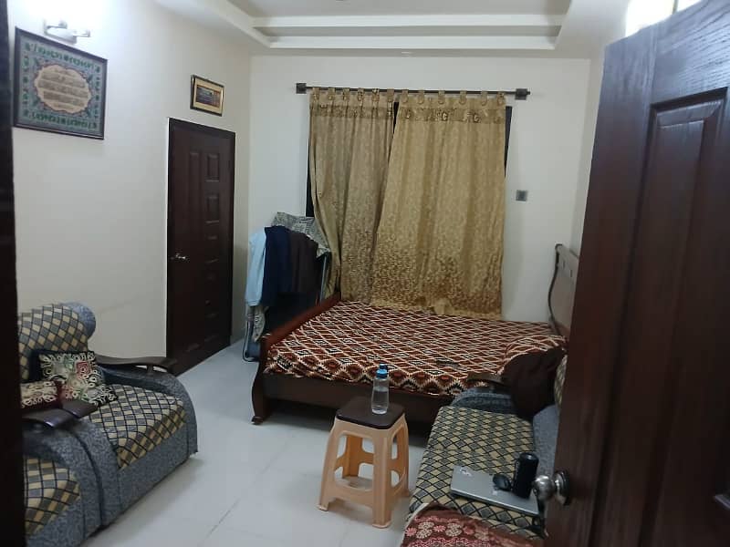 three bed dd first floor portion on 240 yards fore rent in johar 13