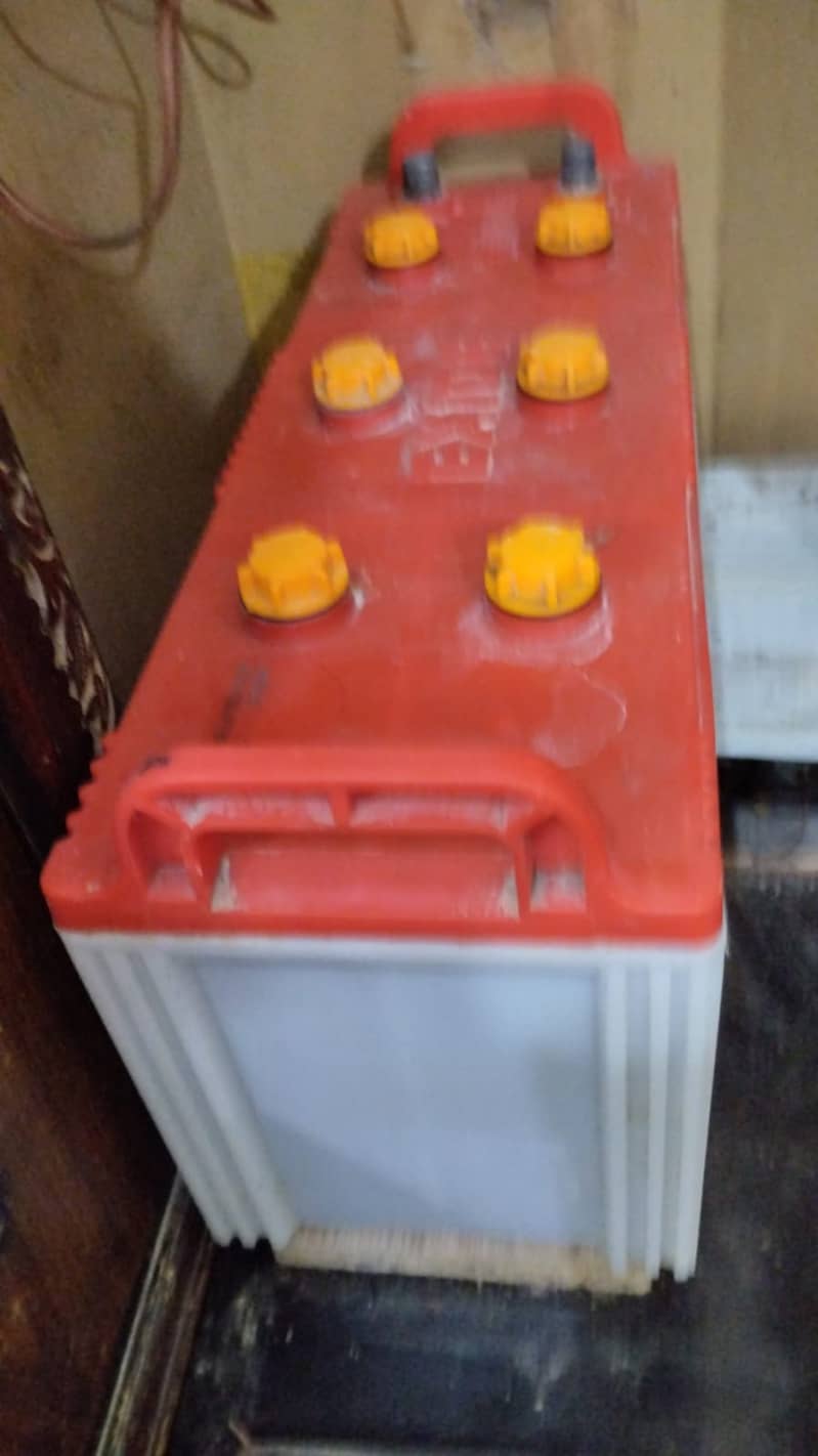 TRUCK BATTERY 1.5 YEAR USED EXIDE 180 2