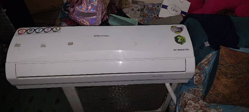 Electrolux Ac Dc Inverter 1.5 Ton 0