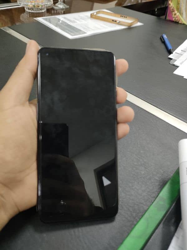 One plus 9 10/10 condition 1