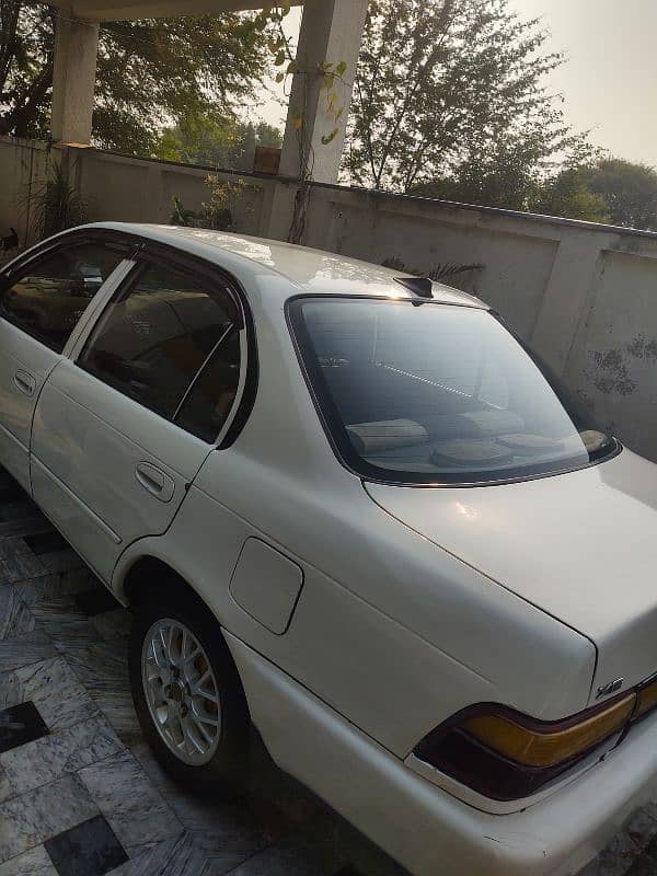 Toyota Corolla XE 1996 3