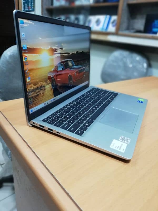 Dell Inspiron 3511 Corei5 11th Gen Laptop with Nvidia 2GB Graphic Card 6