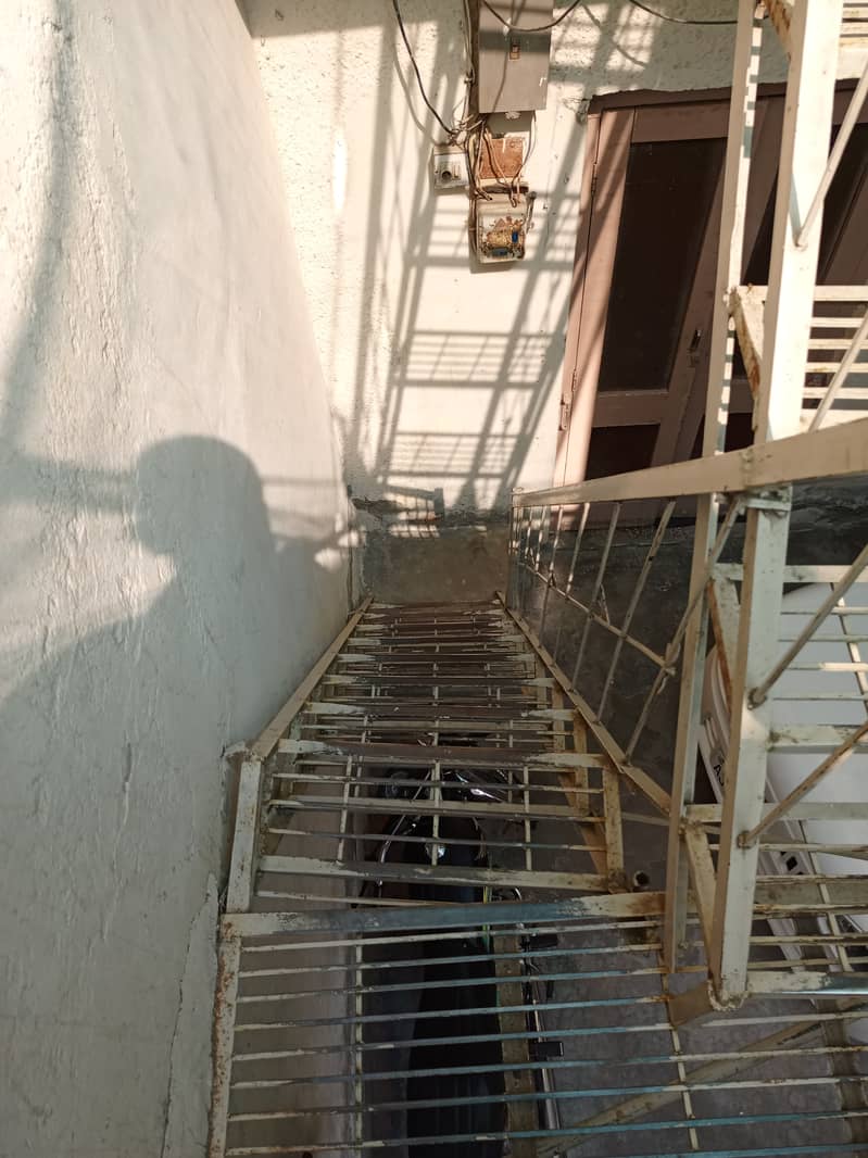 Good condition Iron stairs available for sale. 1