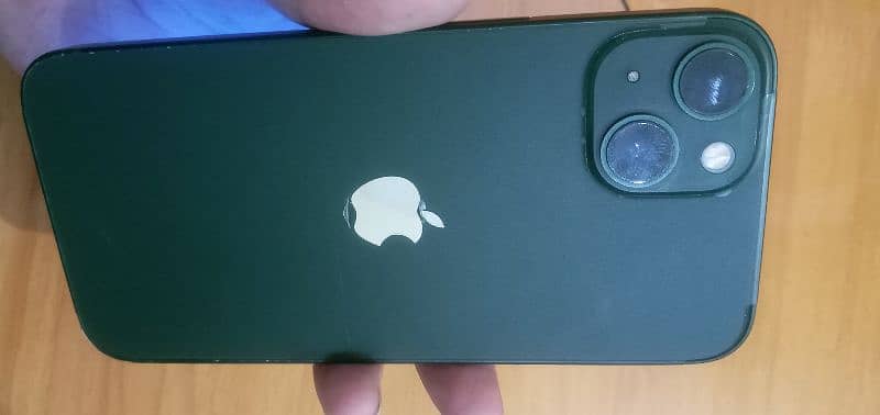 Iphone 13 4