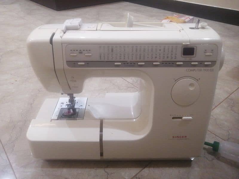 Singer computer 7900 Dx sewing machine 0