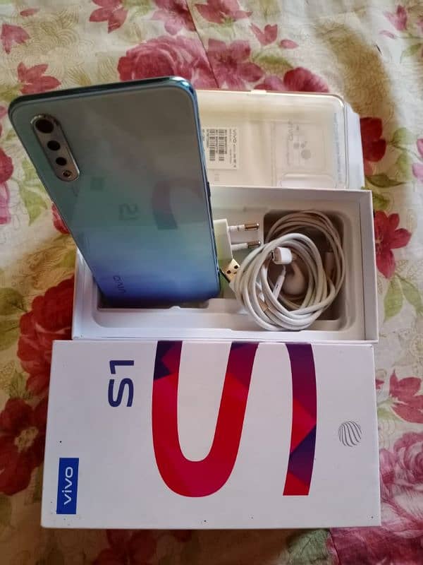 vivo S1 4 GB ram 128 GB memory 0326/23/23/090/ 1