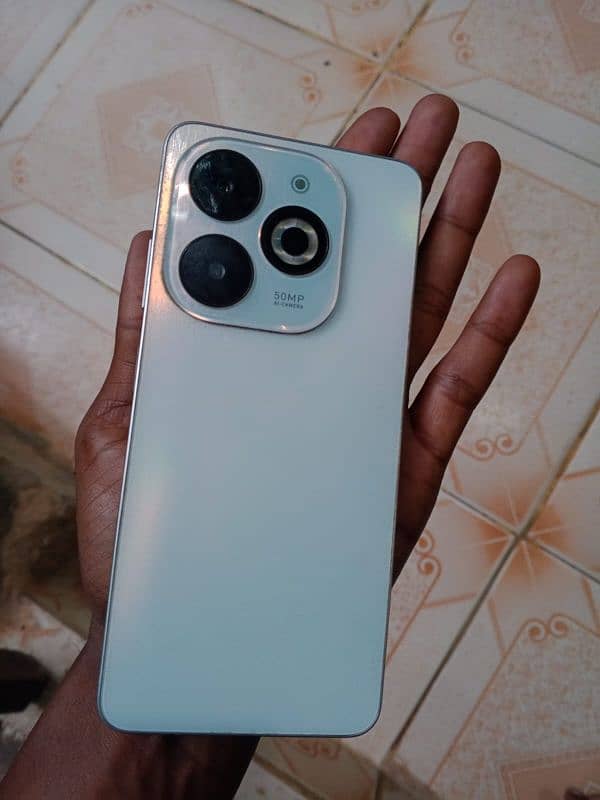 Infinix smart 8 Pro 2