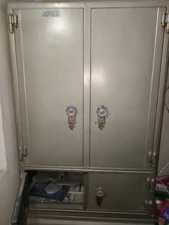 iron safe / iron almari / iron locker / furniture for sale