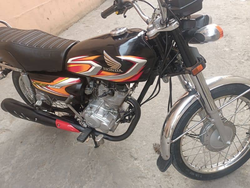 Honda 125 2022 urgentt sale 6