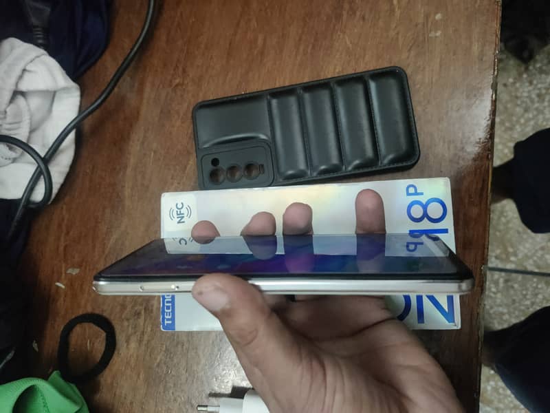 Techno camon 18p 8gb 128Gb offical 1