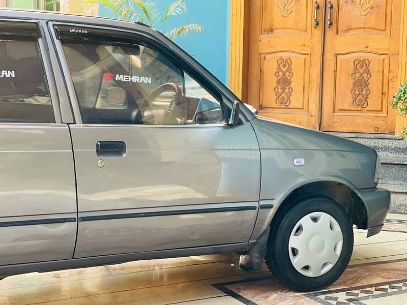 Suzuki Mehran VXR 2016/17 4