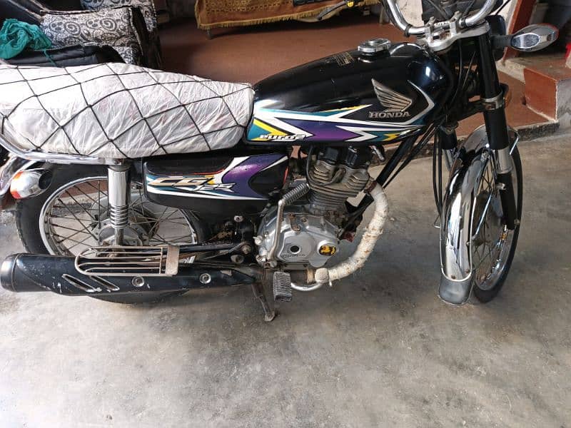 sell Honda cg 125 sukkur number model 2020 2