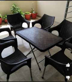 5star company heavyweight plastic chairs set of 6 chairs and 1 table