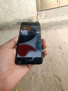 iphone 7 plus non pta  128 gb 7 10 condition