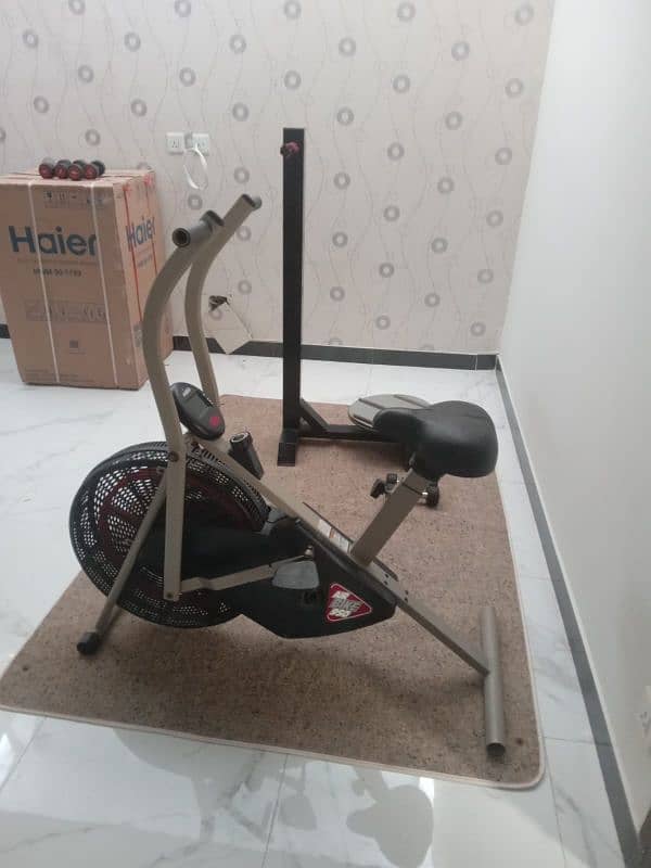 Air bike and twister for fitness gym for sale in good Airbike 41 2