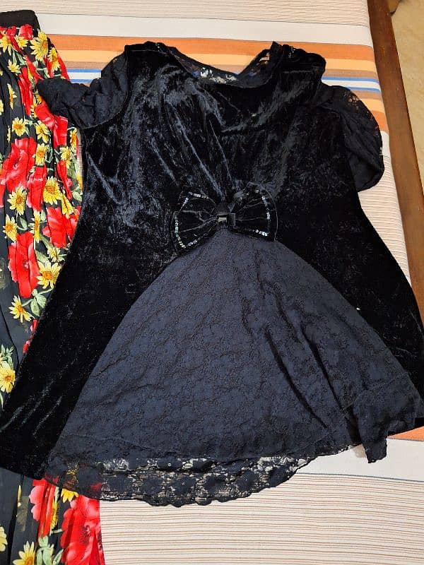 one time used clothes for sale modren and stylish dress 7