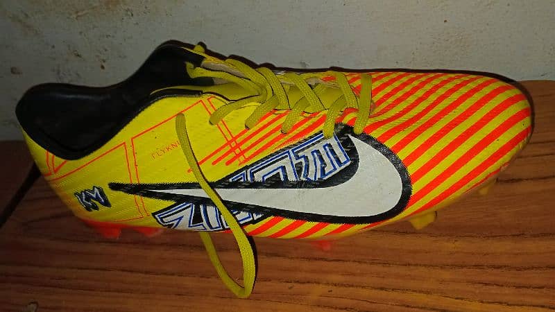 football shoes UK 8 size 7