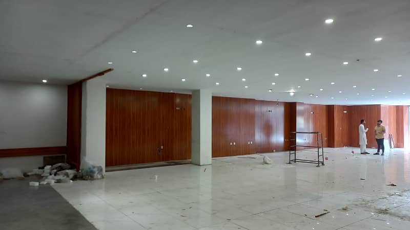 Ground Floor For Rent At Kohinoor Commercial Hub Best For Brand Outlet And Multinational Companies Etc. 9