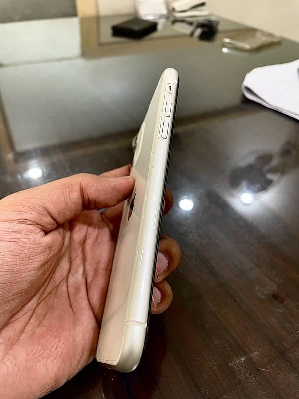 IPHONE 11 PTA APPROVED 3