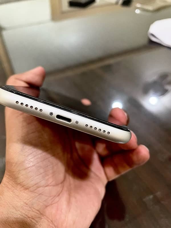 IPHONE 11 PTA APPROVED 6