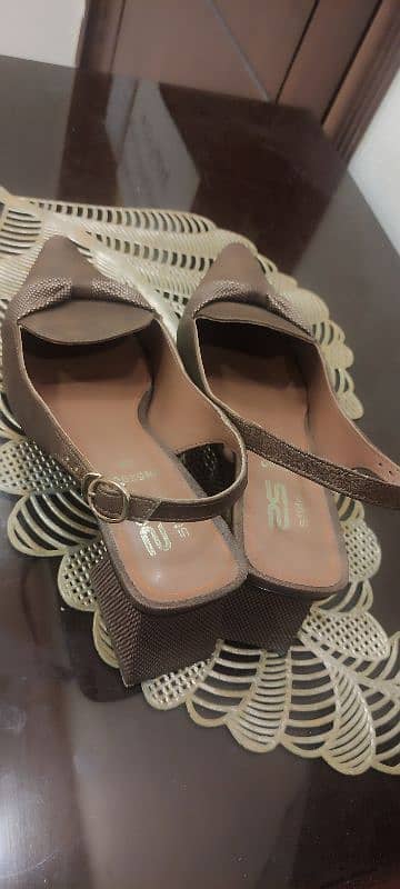 reasonable price heels 7