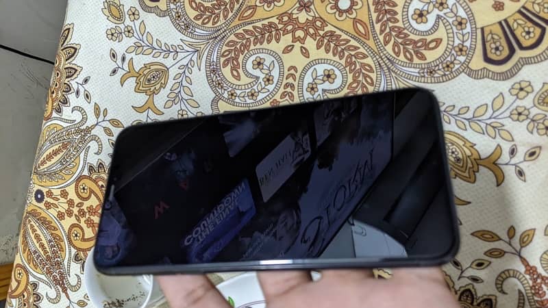 iphone 11 pro max waterpack urgent sale 2