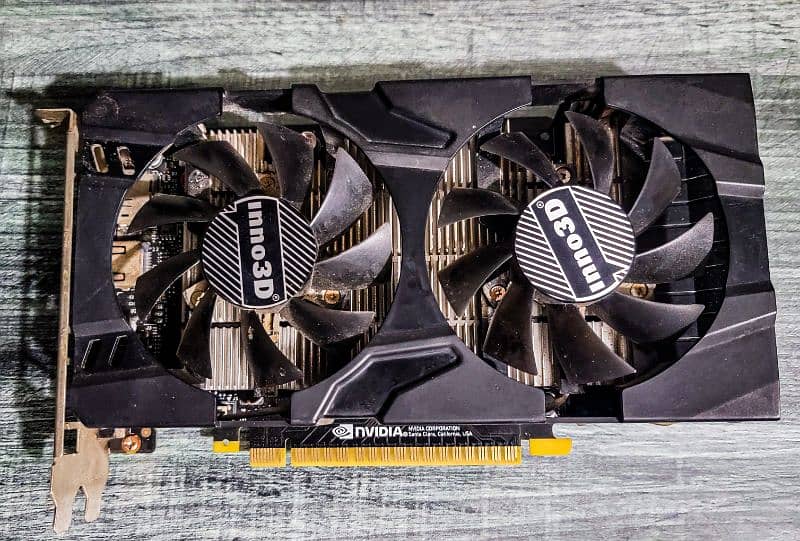 Nvidia 1080ti 4gb DDR5 0