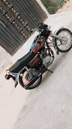 Honda 125 2022 model. contact:03237714095!