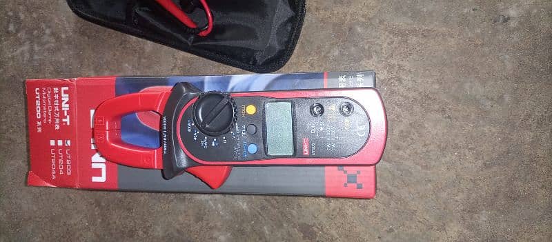 UNI-T multimeter UT200 0