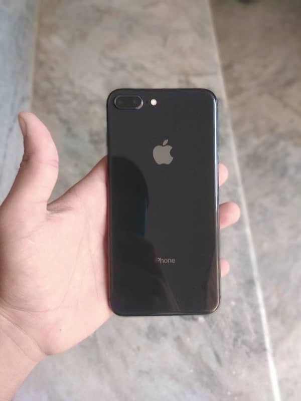 IPhone 8 plus 64GB 4